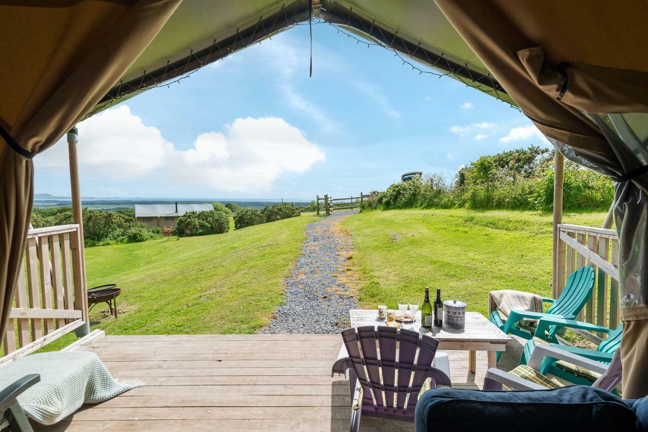 Kidwelly Glamping Hotel Ngoại thất bức ảnh