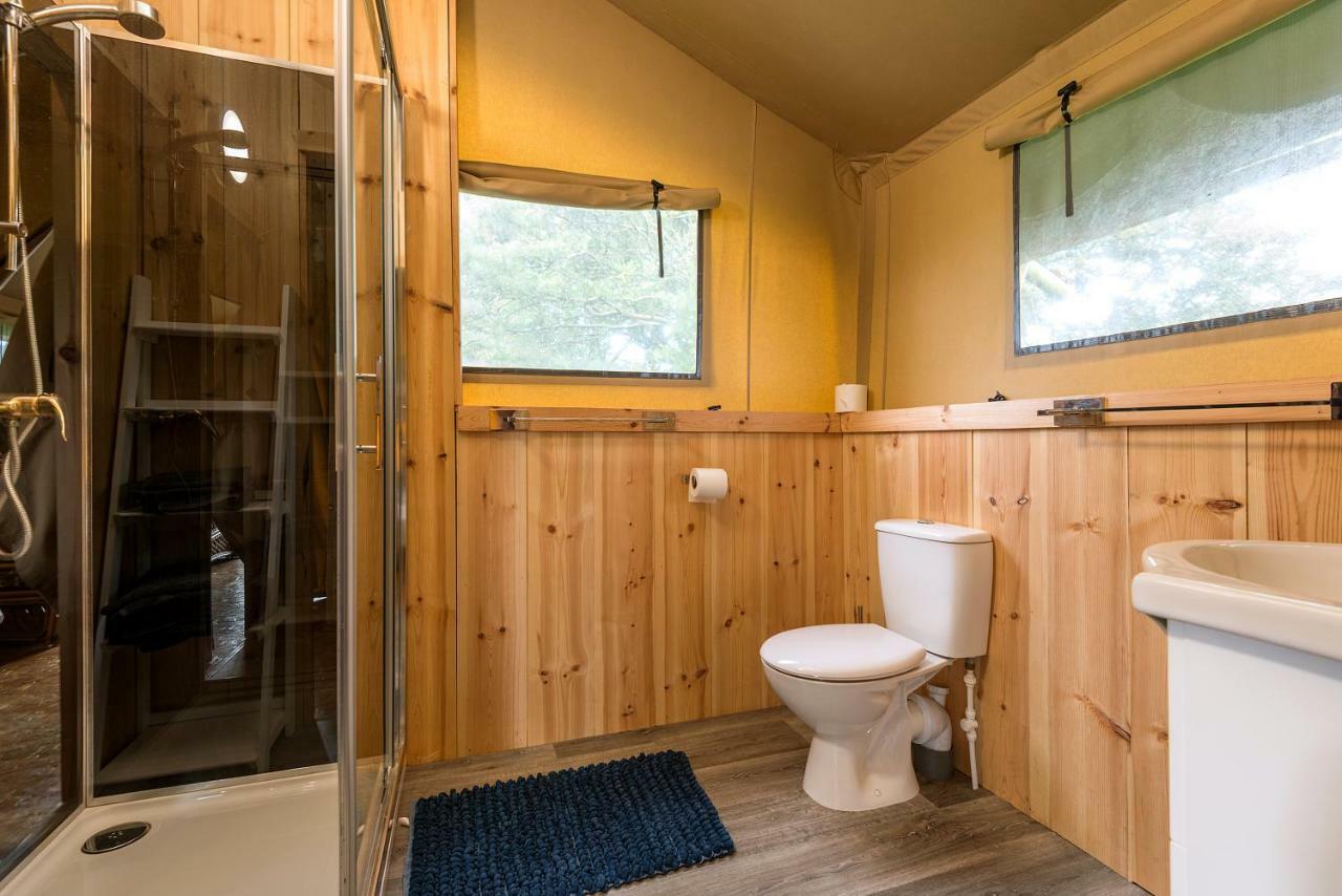 Kidwelly Glamping Hotel Ngoại thất bức ảnh